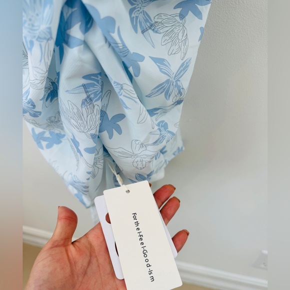 Cute Flower Dress - Picture 2 of 2